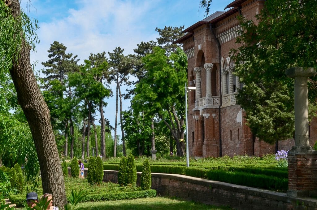 day trips from Bucharest - Mogosoaia palace